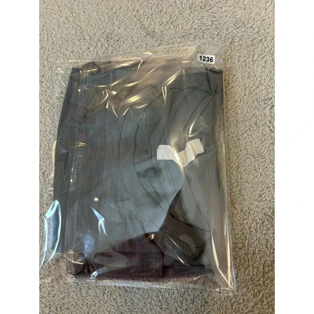 Vuori Mens Small Mesh Muscle Tank Gray V157 Sleeveless Shirt Performance Gym - Picture 10 of 11